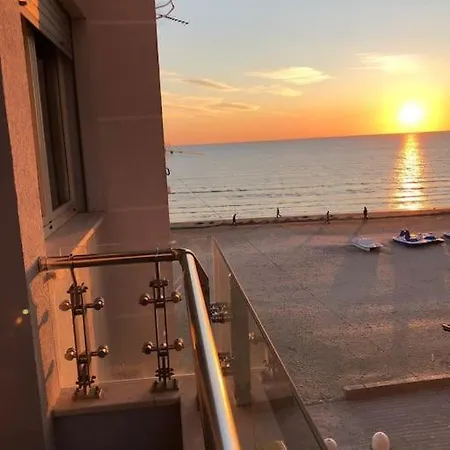 Marina Beach Apartment *